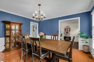 210 Heathwood Dr, Spartanburg, SC 29307 - Photo 4