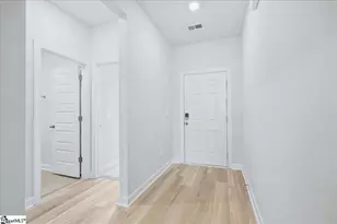 729 Parry Ct, Woodruff, SC 29388 - Photo 6