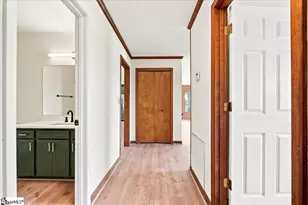 803 Quillen Ave, Fountain Inn, SC 29644 - Photo 8