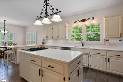 115 S Embler Court, Taylors, SC 29687 - Photo 8