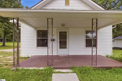 403 Faulkner Street, Clover, SC 29710 - Photo 6