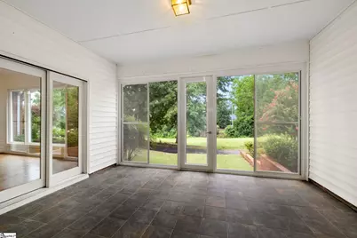 302 Greenview Circle, Greenville, SC 29609 - Photo 14