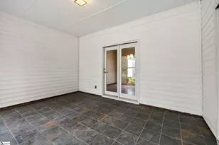 302 Greenview Cir, Greenville, SC 29609 - Photo 18