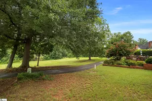 302 Greenview Cir, Greenville, SC 29609 - Photo 30