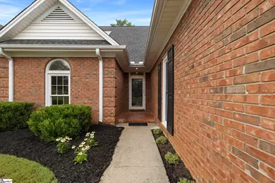 302 Greenview Circle, Greenville, SC 29609 - Photo 4