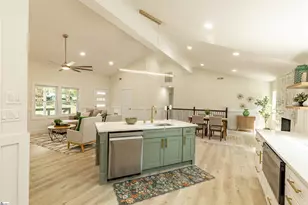 300 Hermitage Rd, Greenville, SC 29615 - Photo 10