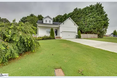 202 Meadow Lane, Easley, SC 29642 - Photo 2