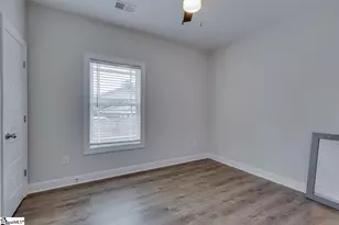 202 Meadow Ln, Easley, SC 29642 - Photo 10