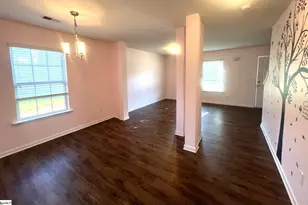 725 Streamside Dr, Piedmont, SC 29673 - Photo 4