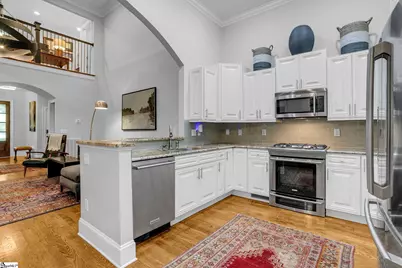 207 E Faris Road, Greenville, SC 29605 - Photo 10