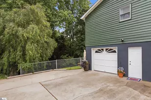 7 Maple Leaf Ct, Greenville, SC 29611 - Photo 38