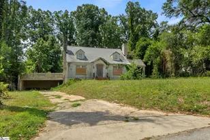 220 Riverside Dr, Greenville, SC 29605 - Photo 1