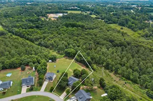 1041 Stoneham Cir, Anderson, SC 29626 - Photo 4