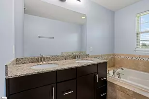22 Irvington Dr, Greer, SC 29650 - Photo 18