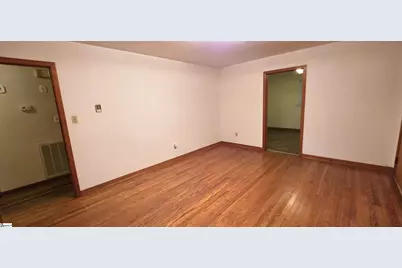 180 Edgewood Drive, Spartanburg, SC 29307 - Photo 6