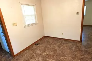 180 Edgewood Dr, Spartanburg, SC 29307 - Photo 10
