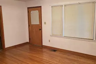 180 Edgewood Dr, Spartanburg, SC 29307 - Photo 4