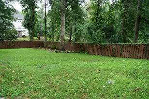 196 Timberleaf Dr, Duncan, SC 29334 - Photo 4