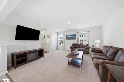 302 Parkridge Way, Simpsonville, SC 29680 - Photo 2