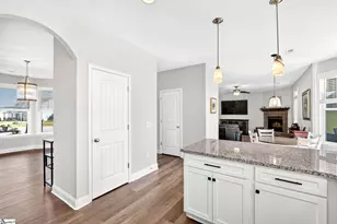 406 Charney Ln, Greer, SC 29651 - Photo 10