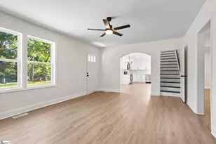 11 Willow Springs Dr, Greenville, SC 29607 - Photo 10