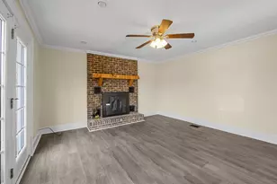201 Perry Rd, Greenville, SC 29609 - Photo 8