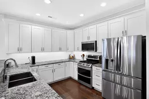 7 Tyler St, Greenville, SC 29605 - Photo 8