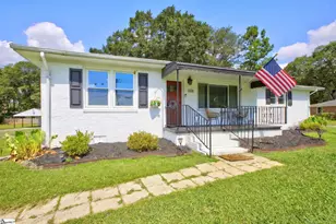 428 S Main St, Simpsonville, SC 29681 - Photo 2