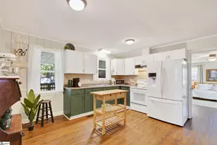 428 S Main St, Simpsonville, SC 29681 - Photo 12