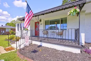 428 S Main St, Simpsonville, SC 29681 - Photo 4