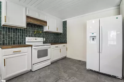 220 Holly Drive, Spartanburg, SC 29301 - Photo 6