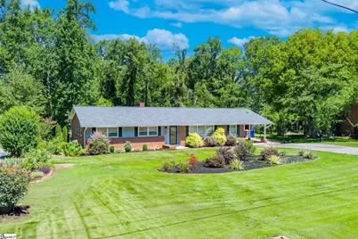 220 Holly Drive, Spartanburg, SC 29301 - Photo 2