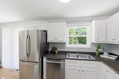 212 Berkley Avenue, Greenville, SC 29609 - Photo 10
