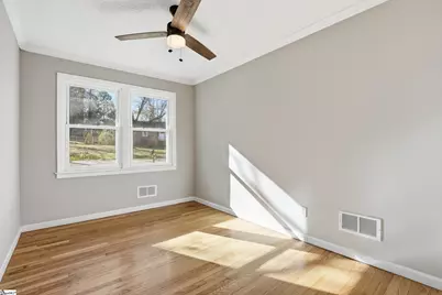 601 S D Street, Easley, SC 29640 - Photo 20