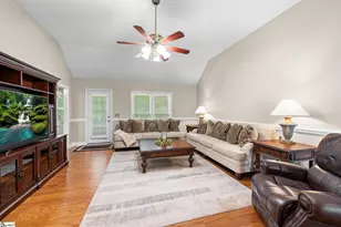 204 Torrey Ct, Simpsonville, SC 29680 - Photo 8