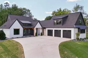 569 Meece Bridge Rd, Taylors, SC 29687 - Photo 1
