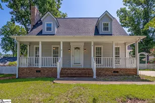 7 Ashley Ln, Taylors, SC 29687 - Photo 1