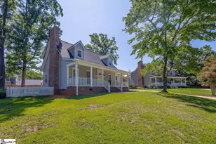 7 Ashley Ln, Taylors, SC 29687 - Photo 2