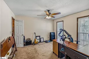 7 Ashley Ln, Taylors, SC 29687 - Photo 20