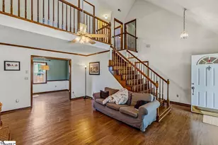 7 Ashley Ln, Taylors, SC 29687 - Photo 4