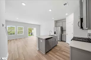 437 Blissful Ct, Taylors, SC 29687 - Photo 6