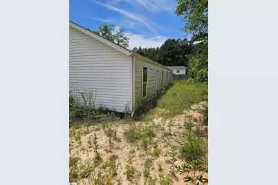 140 Colleton Lane, Clinton, SC 29325 - Photo 4