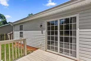 208 McConnell Rd, Taylors, SC 29687 - Photo 14