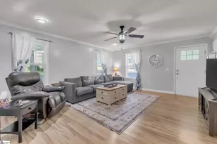 310 Crescent Dr, Laurens, SC 29360 - Photo 4