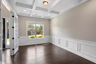 239 Tuxedo Ln, Greer, SC 29651 - Photo 8