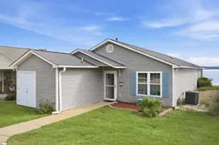 134 Peake Ct, Ninety Six, SC 29666 - Photo 1