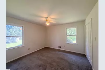 604 Meadowbrook Drive, Spartanburg, SC 29307 - Photo 18