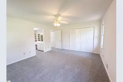 604 Meadowbrook Drive, Spartanburg, SC 29307 - Photo 4