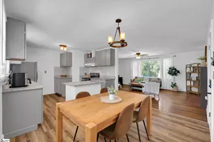 305 Pine Knoll Dr, Greenville, SC 29609 - Photo 10