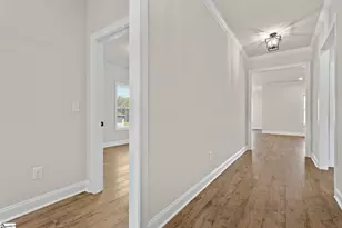 106 Nannies Cir, Williamston, SC 29697 - Photo 4